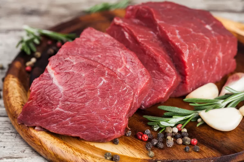 Врач-гастроэнтеролог рассказал, как ускорить усвоение мяса